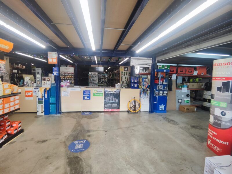 Almacén material eléctrico en Castellón